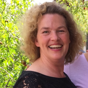 Photo of Petra Schmid-Riggins