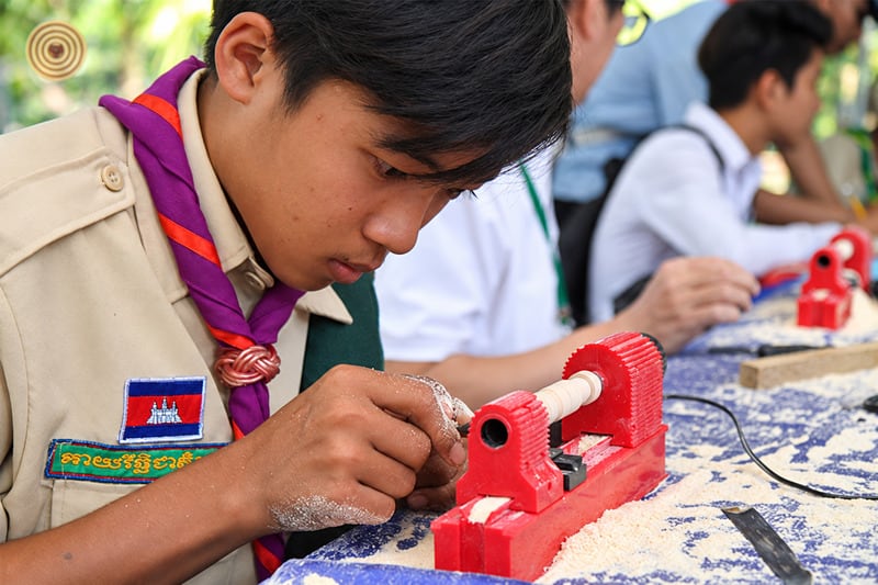 2018 World Wood Day woodturning demonstration in Cambodia