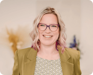 Dr. Emmie Strassberg