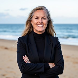 Photo of Lori Harris