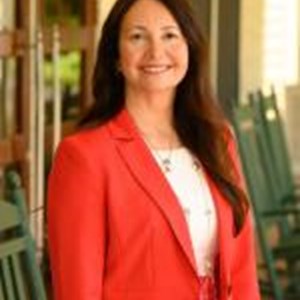Photo of Kelly Thompson