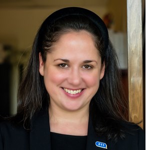 Photo of Victoria Greer