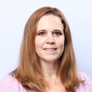 Photo of Lauren Beth Hutchins