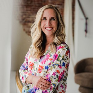 Photo of Laura Lynn Grabowski