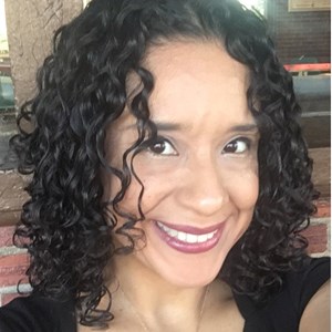 Photo of Elaine Borja-Jaffe