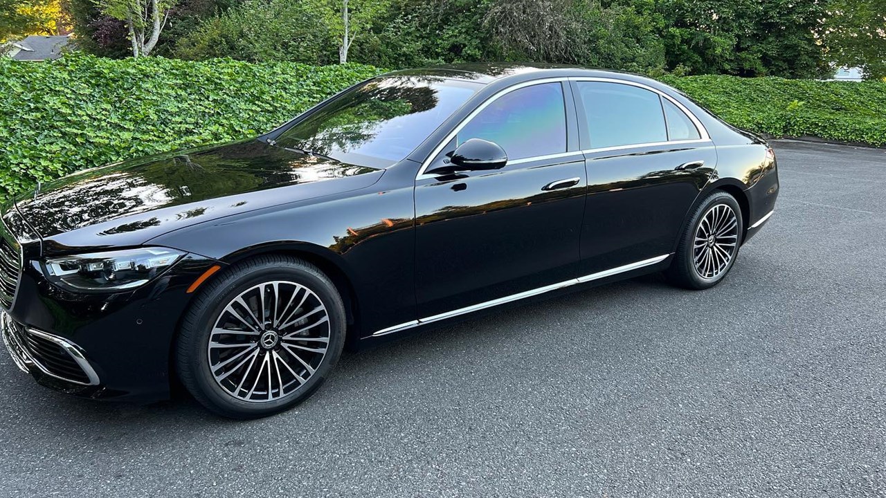 Bellevue Limo Service - Executive Car Service