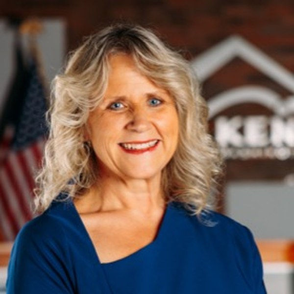Mayor Dana Ralph