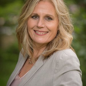 Heidi Hanscom