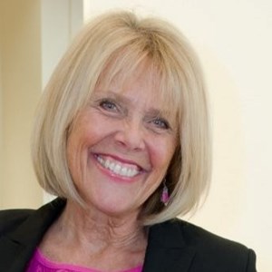 Lynn Hoyos