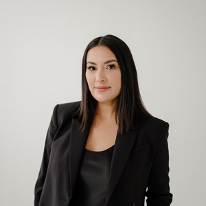 Photo of Corinne Smith