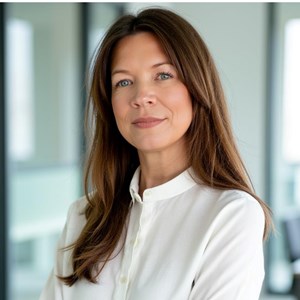 Photo of Carrie Holmes