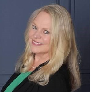 Photo of Lisa Adsero