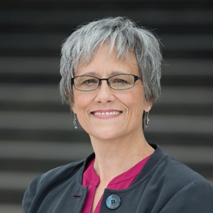 Photo of Lori Mason Curran