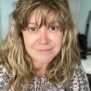 Photo of Lori Woehler