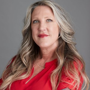 Photo of Kari Carleton