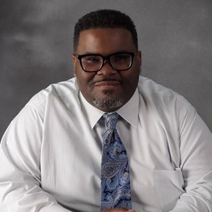 Photo of Dezra Nauls