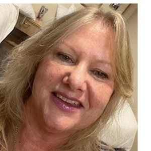Photo of Liz Stutts