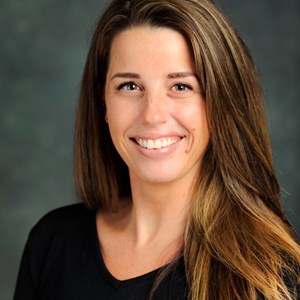 Photo of Savannah Robertson