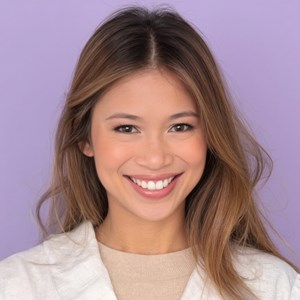 Photo of Danielle Hoang