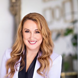 Photo of Launa Moore