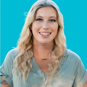 Photo of Lyndsay Lamica