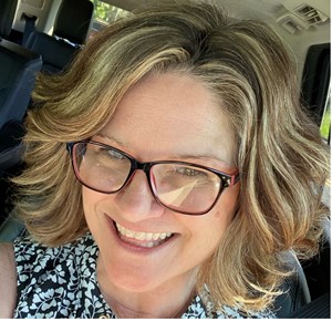 Photo of Angela Tomlinson