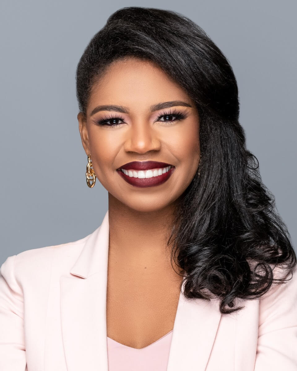 Dr. TrudyAnn Headshot.jpg