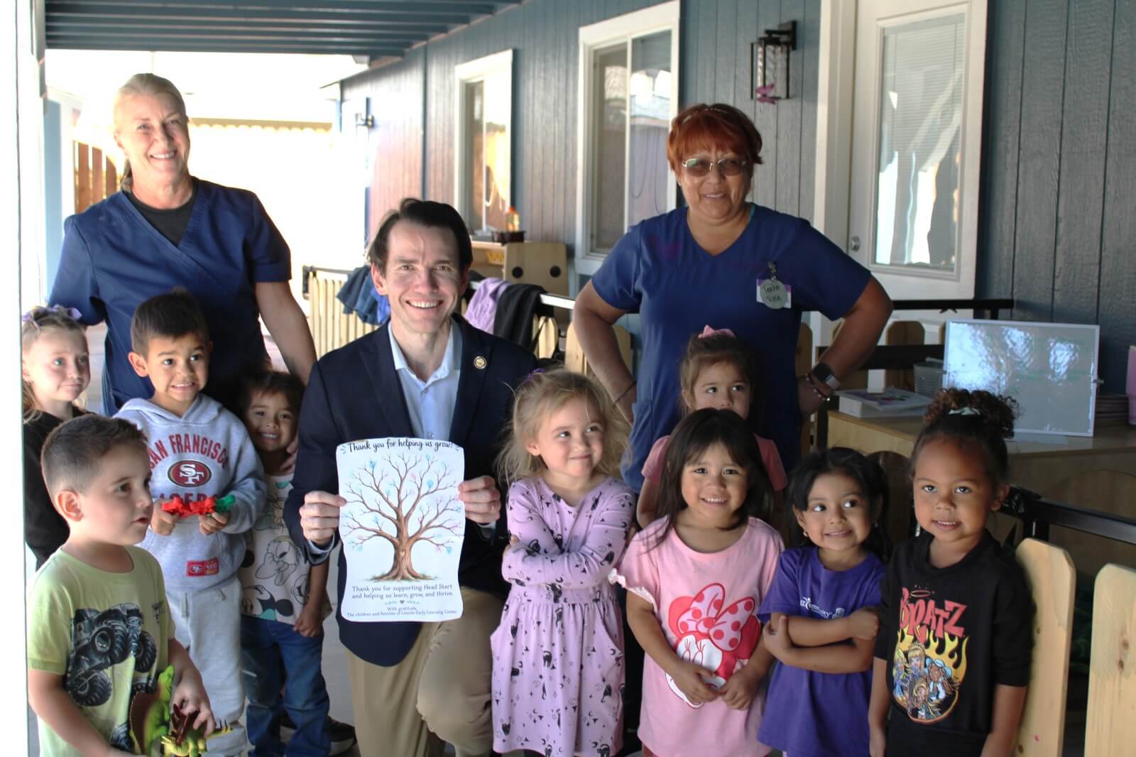 Representative Kevin Kiley visiting KidZCommunity Head Start in Lincoln, California