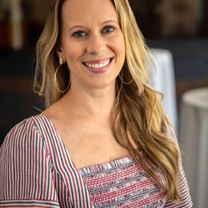Photo of Jodi Harris