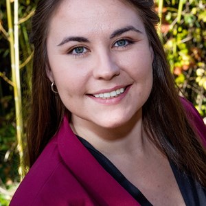 Photo of Suzi Hall
