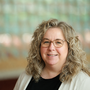 Photo of Sue Quinn