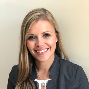 Photo of Jana Zinn Bonds