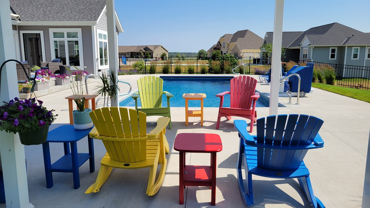 Fiberglass Pool with Pergola - West Bend