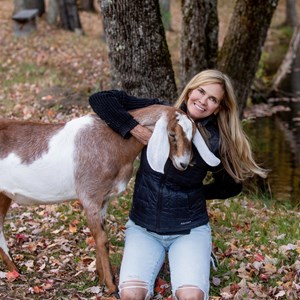Photo of Heidi Williams