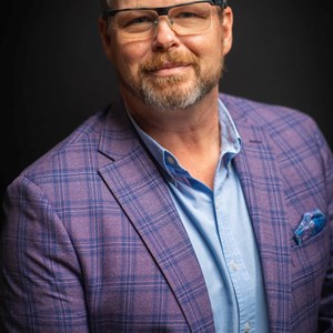 Chris Benson