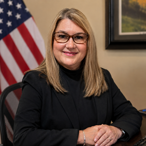 Photo of Pamela Robertson