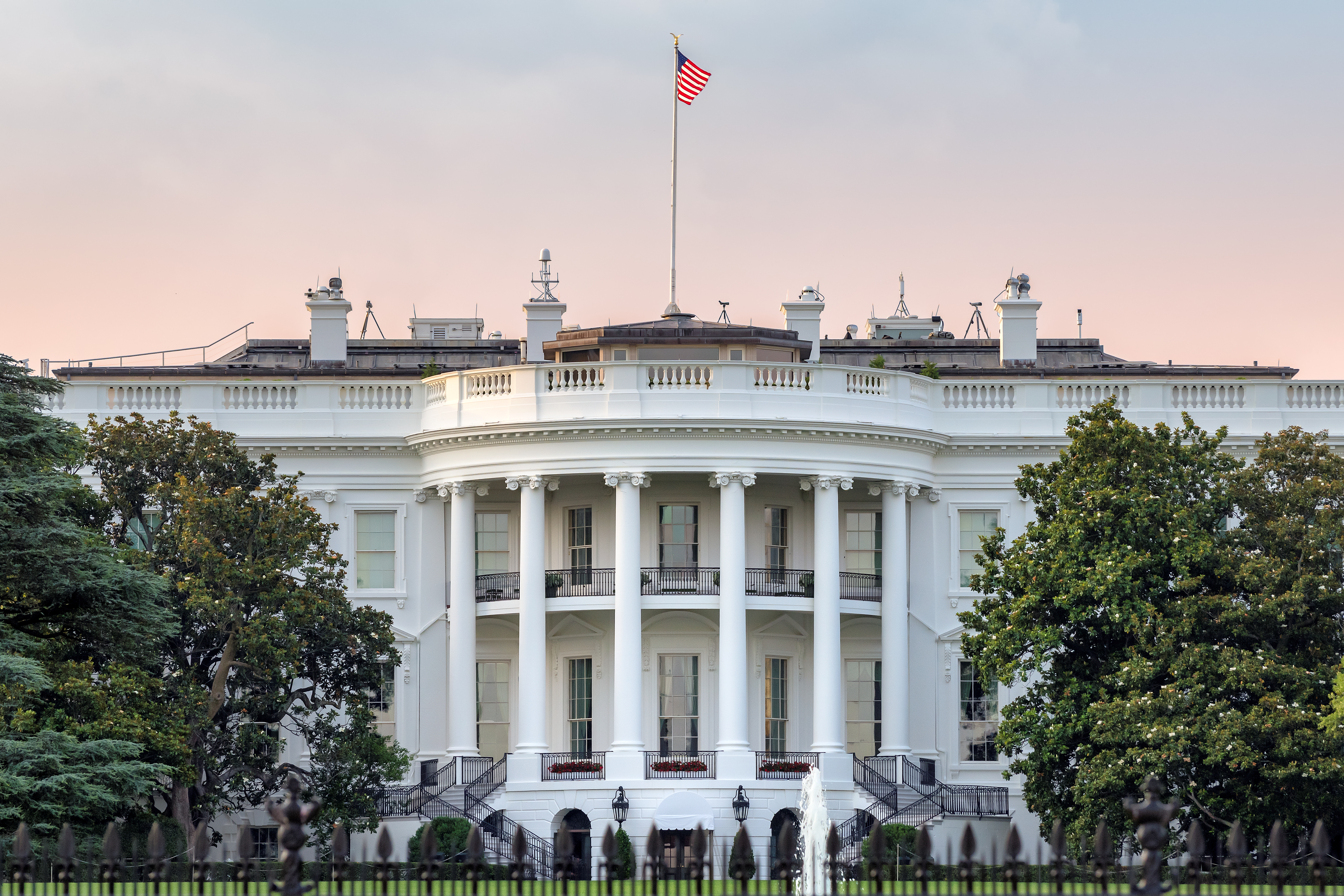 The White House viewed from the north side.