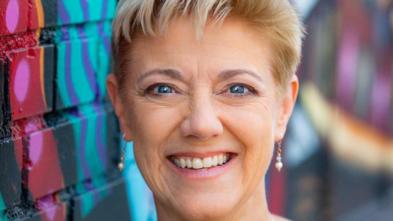 Hilary Blair headshot