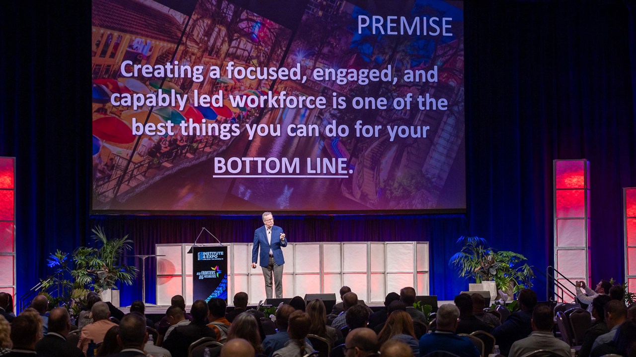 Richard Hadden delivering keynote in San Antonio, TX