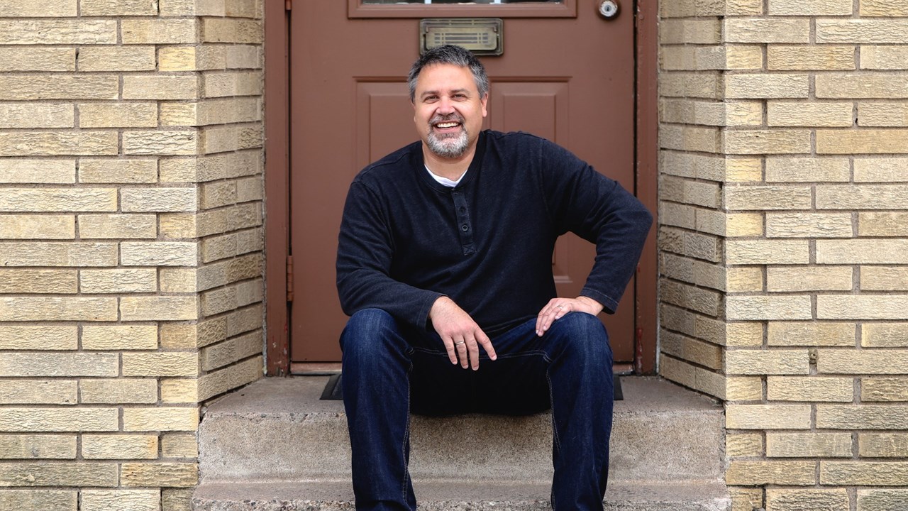 Headshot - Casual on Steps