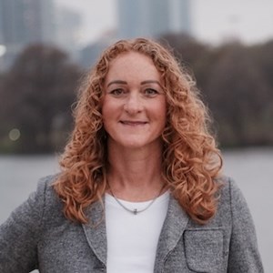 Photo of Elli J Overton