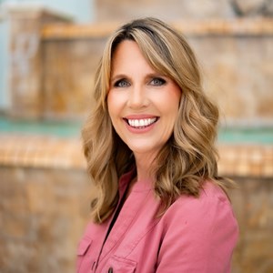 Photo of Alison Jones