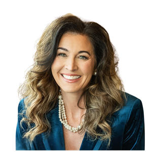 Photo of Beth Cannon