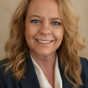 Photo of Jen Marshall