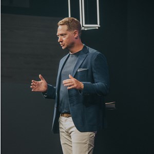 Photo of Jason VanRuler