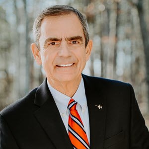 Photo of Lee Ellis