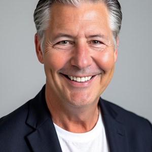 Photo of Scott Schwefel