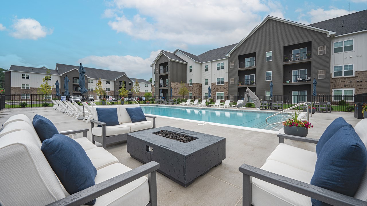 Legends Morgan Farms Gas Fire Pit & Pool
