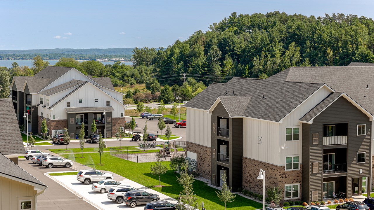 Legends Morgan Farms Minutes from Grand Traverse Bay