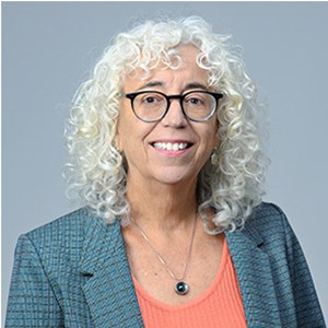 Photo of Naomi Starobin